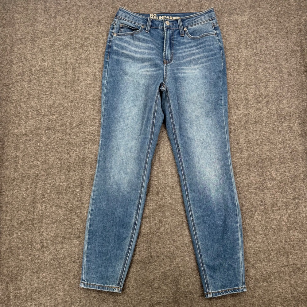 No Boundaries Women High Rise Skinny Jeans Medium Wash Blue Size 6 Ankle Tapered